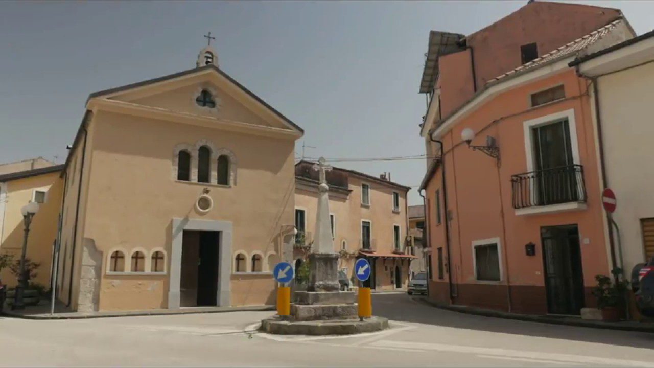 Ancora problemi idrici a Sant’Arsenio, Pica: «Scuole chiuse»