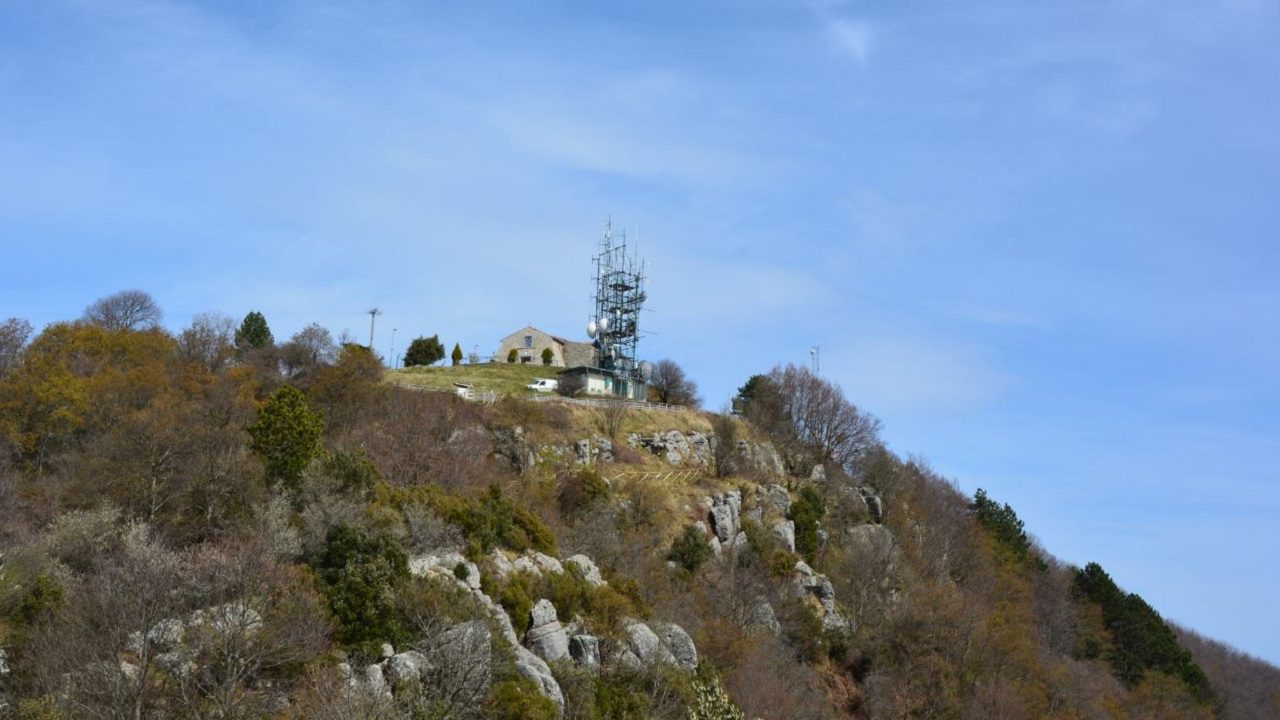 Allarme radiazioni sul Monte Stella: procura Vallo della Lucania apre inchiesta