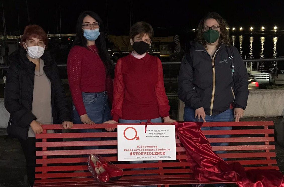 Marina di Camerota, un’installazione temporanea contro la violenza di genere