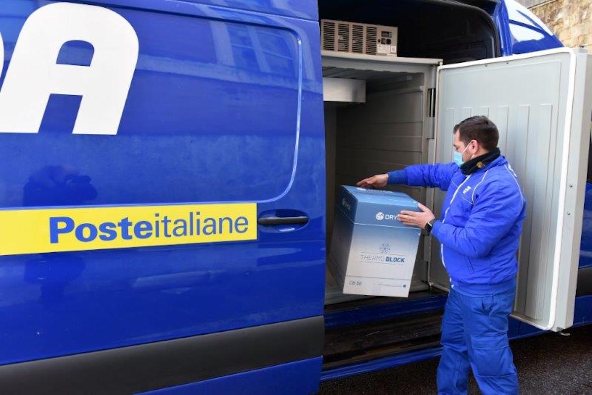 Poste italiane consegna 13.800 dosi di vaccino anticovid all’hub di Eboli