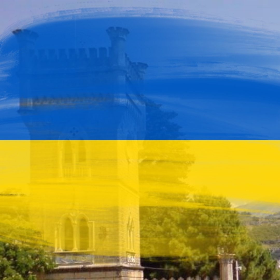 Sapri con i colori dell’Ucraina. Domenica la fiaccolata «per la pace»
