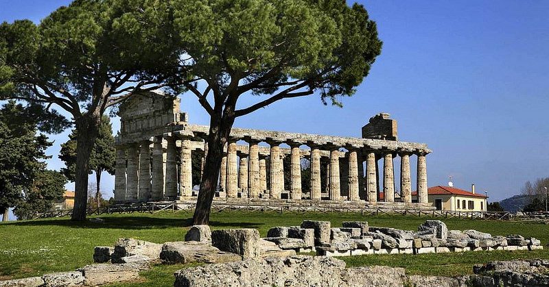 Capaccio Paestum, nuova sede per il Suap: uffici traslocano in via Magna Graecia