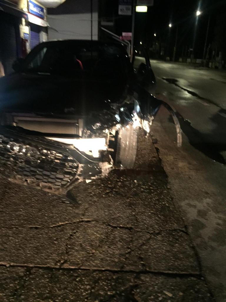 Cilento, auto contro palo: incidente stradale per il calciatore della Salernitana