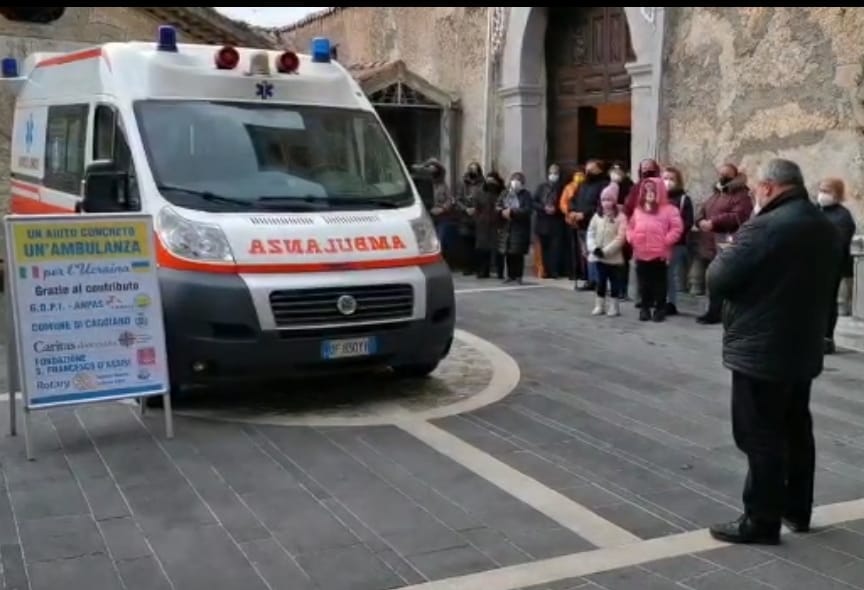 Caggiano regala un’ambulanza all’Ucraina: il dono dalla Protezione civile Gopi Anpas