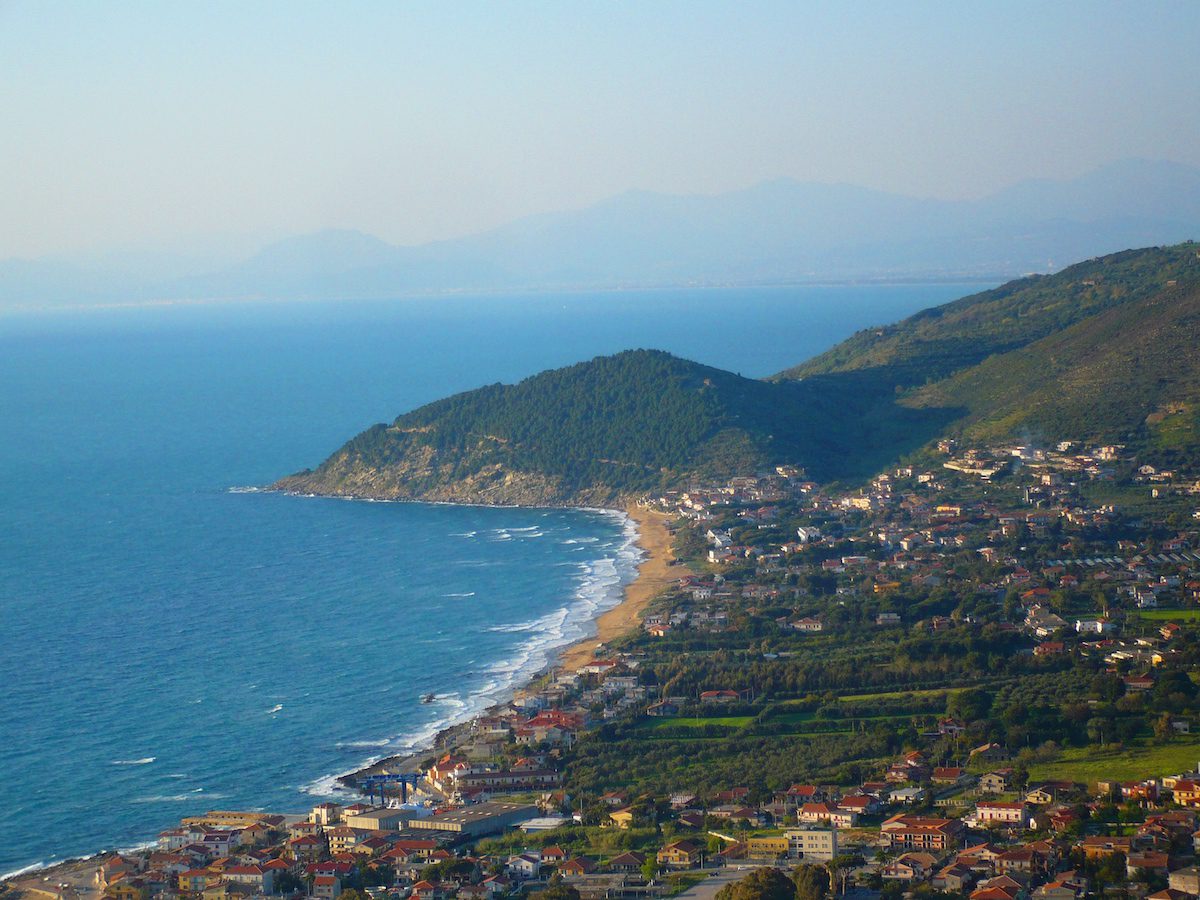 Per il «National Geographic» la spiaggia di Santa Maria di Castellabate è tra le 12 più belle d’Italia