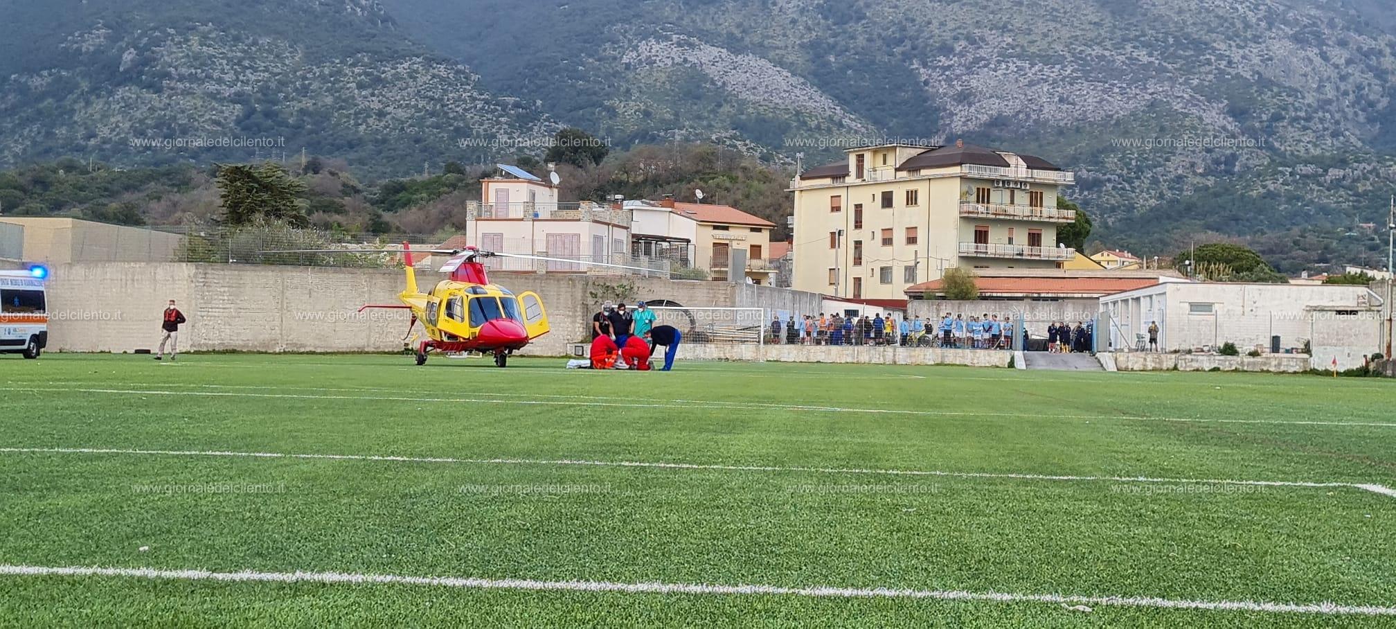 Incidente a Sapri, giovane trasferito in elisoccorso al Cardarelli di Napoli