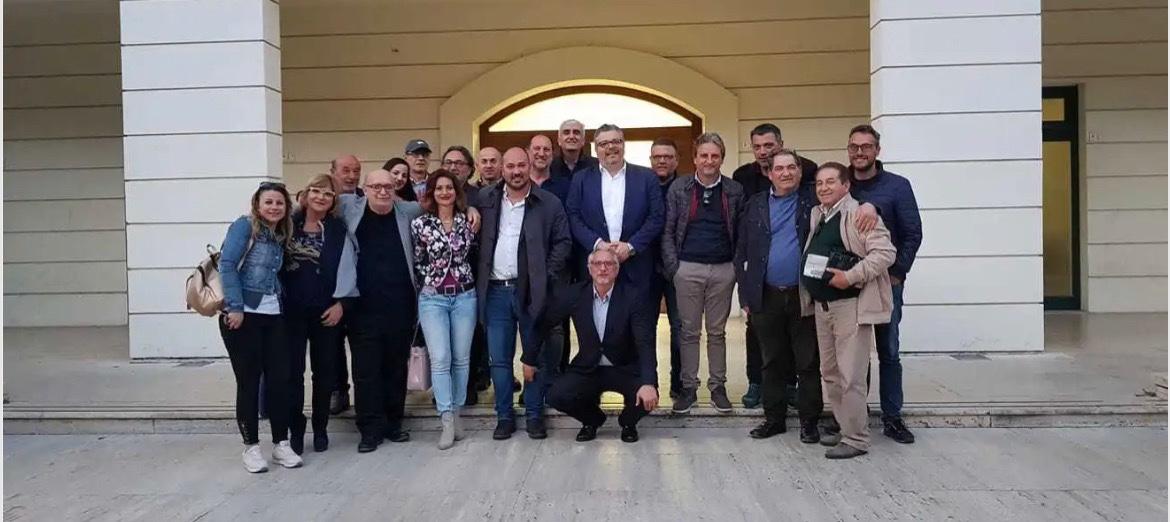 Agropoli, sfiduciato il sindaco Coppola: in 10 rassegnano dimissioni