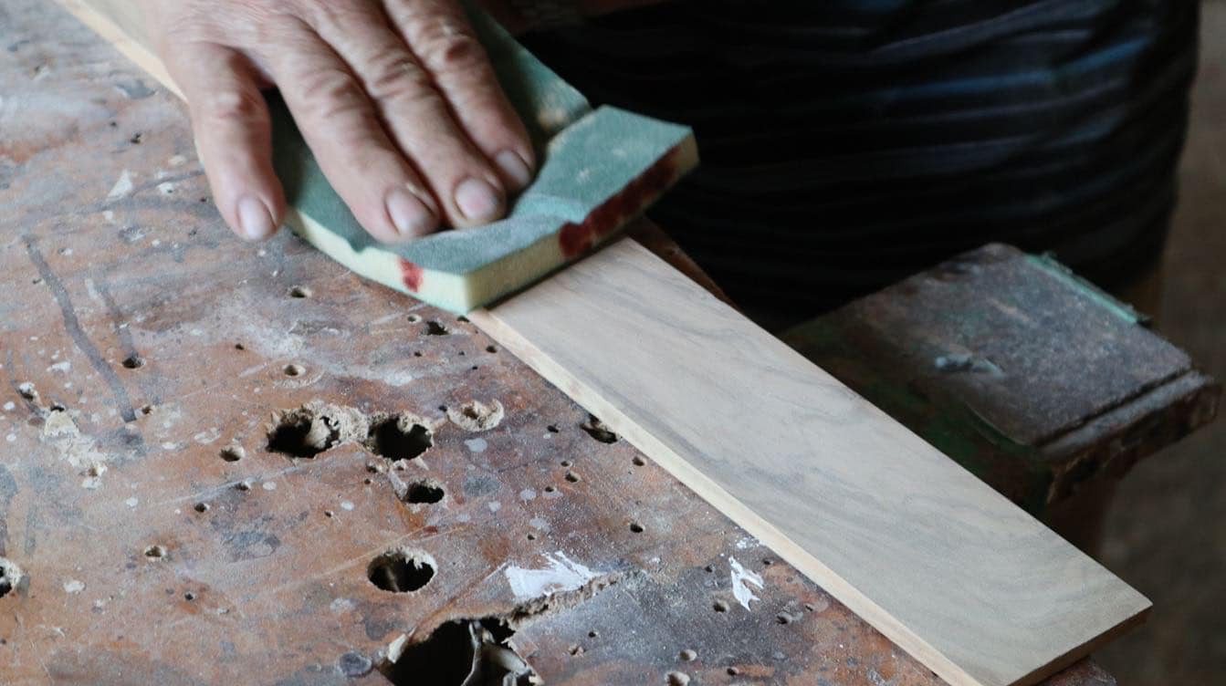 Dalla lavorazione del legno ai ricami: Tortorella il borgo dove l’artigianato continua