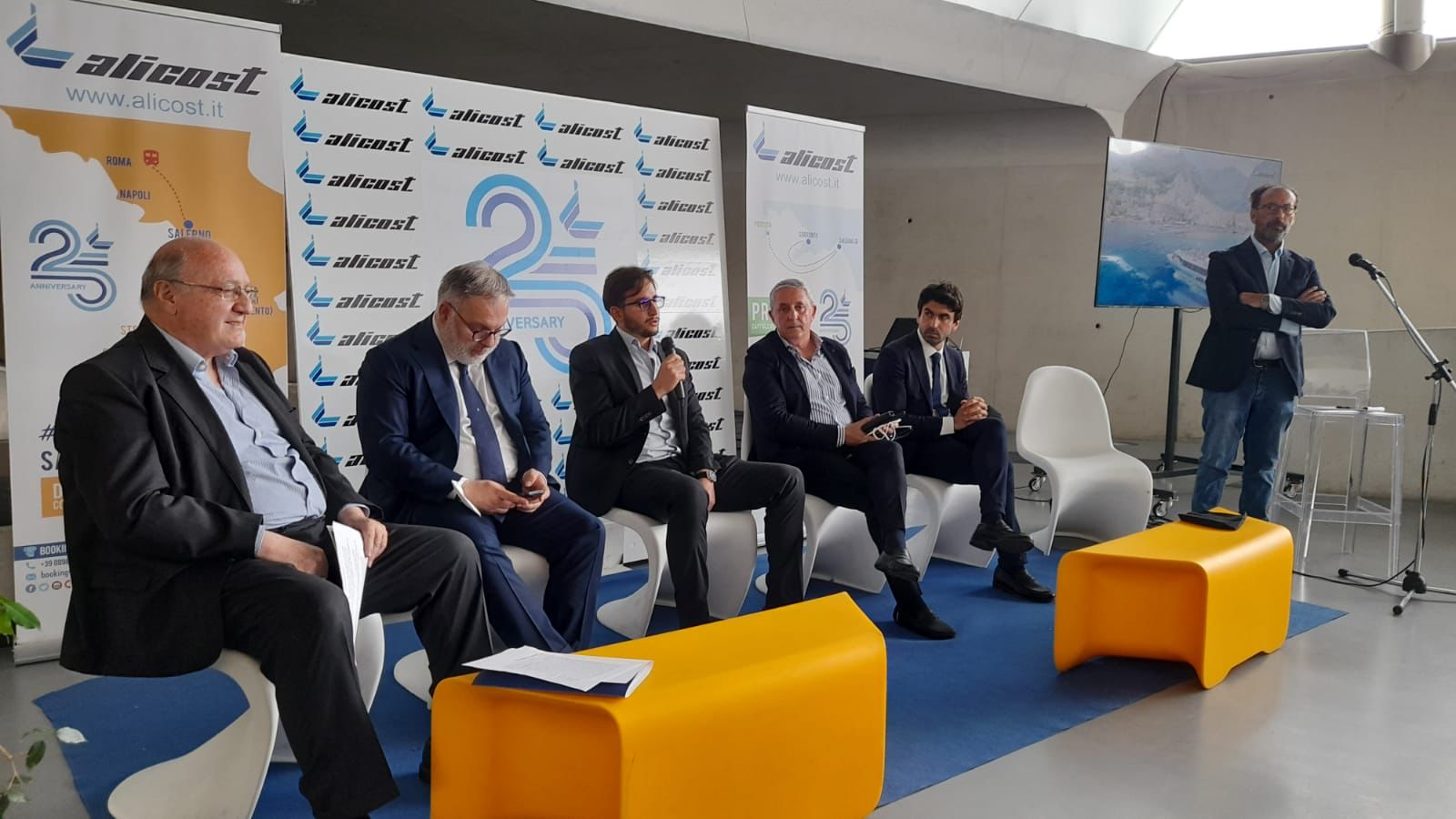 Da Sapri e Salerno alle Eolie, Procida e Sorrento: ecco tutti i collegamenti di Alicost per l’estate 2022