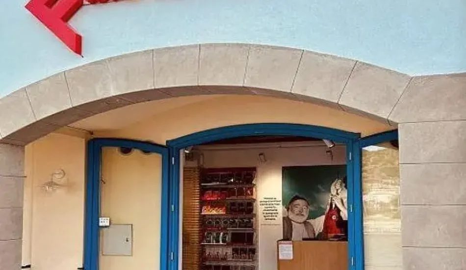 A Pollica sbarca laFeltrinelli, nuova libreria nel porto di Acciaroli