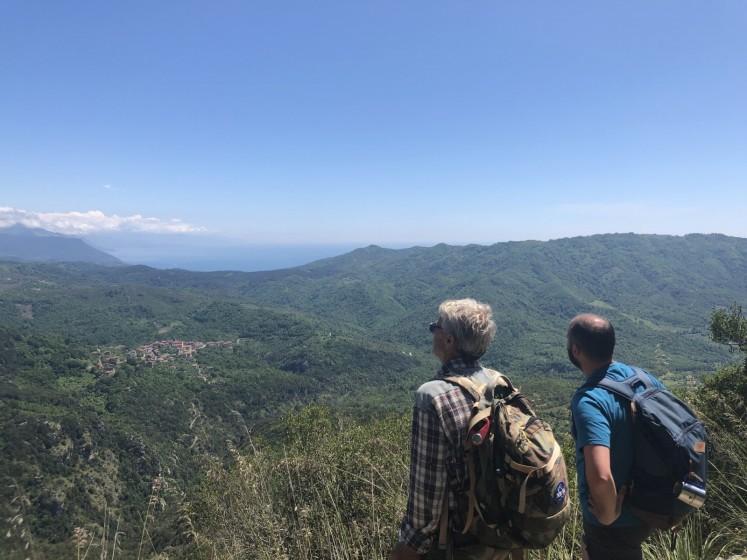 Touring club sceglie il cammino di San Nilo: così la “Penisola del tesoro” fa tappa nel Cilento