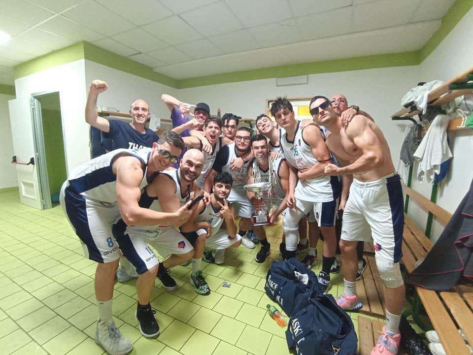 Il basket Agropoli festeggia il ritorno in serie C