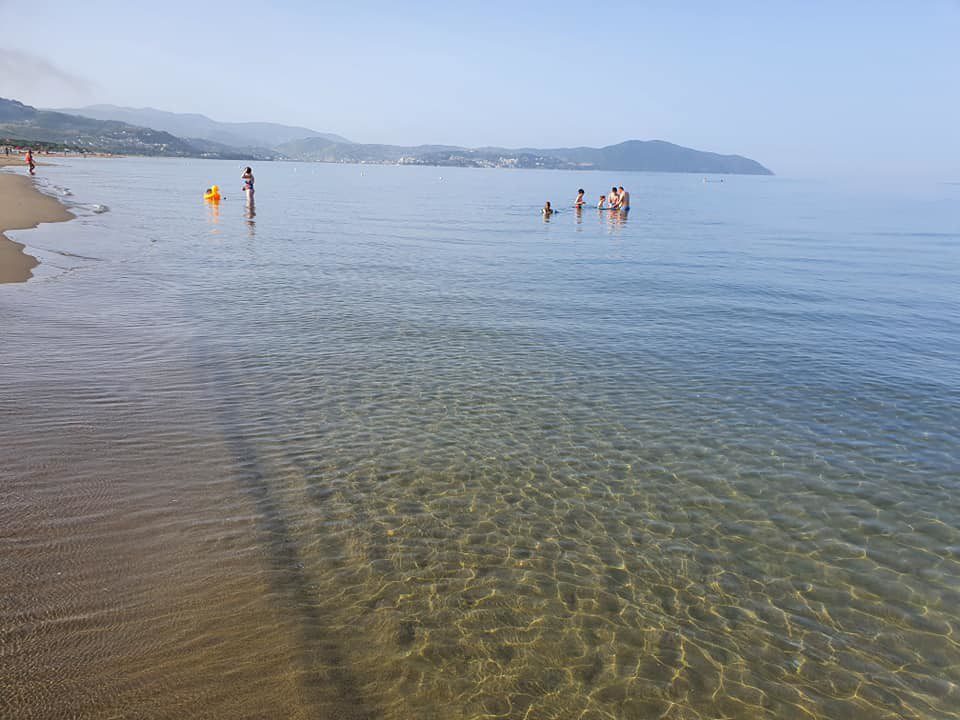 Tragedia in mare a Capaccio Paestum: turista muore per un malore