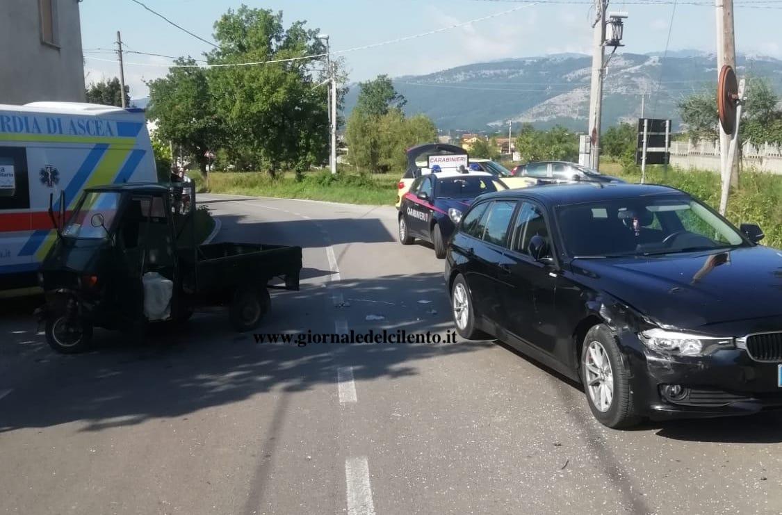 Apecar contro auto: ferito 86enne di Montesano sulla Marcellana