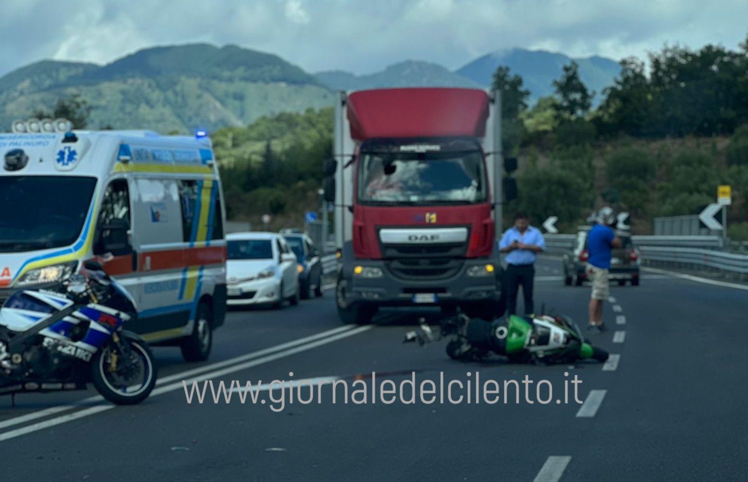 Cilentana, grave incidente: muore 22enne di Montano Antilia