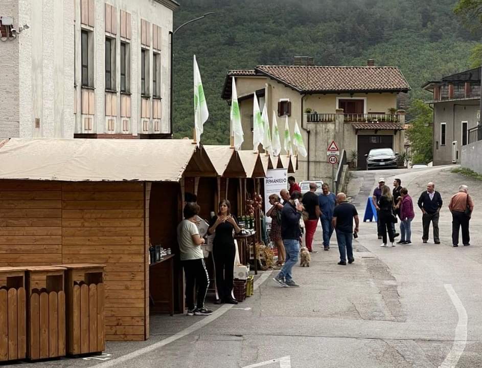 A Sanza un esperimento per rilanciare il commercio locale