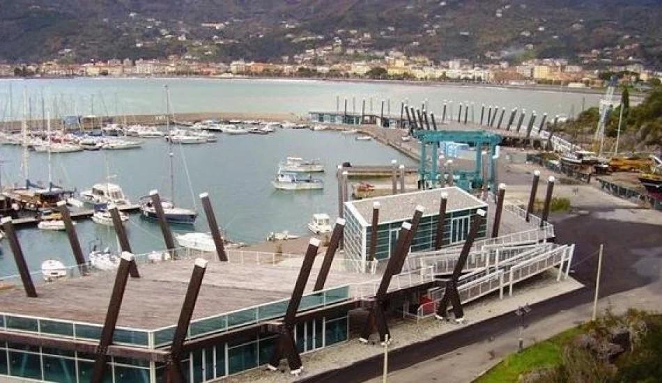 Porto di Sapri, Tar annulla gli atti del Comune. I giudici: procedura da rifare