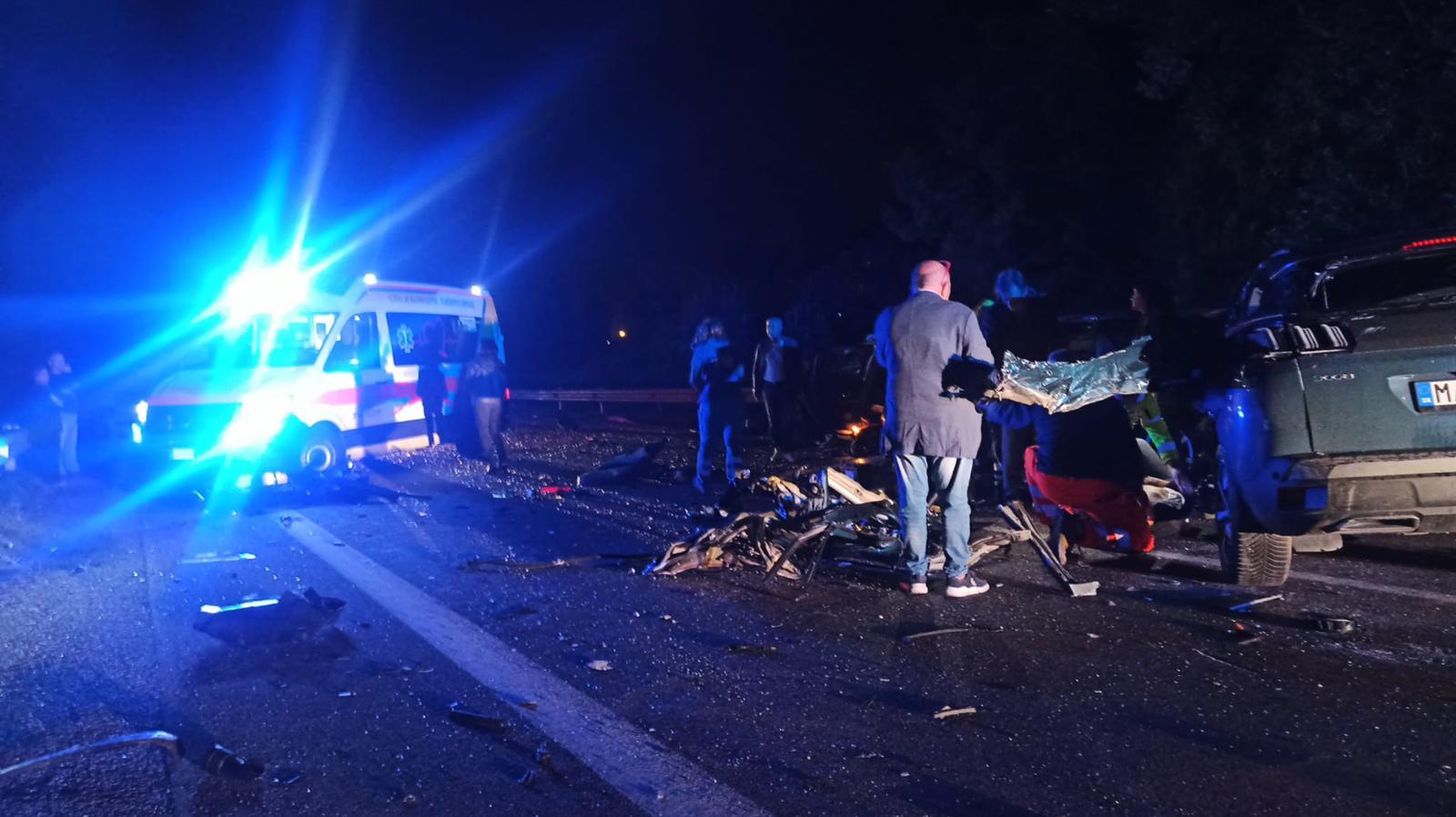 Grave incidente sulla Cilentana: cinque i veicoli coinvolti