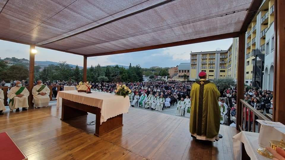 A Materdomini si festeggia San Gerardo: oltre 1500 i fedeli dalla Diocesi di Teggiano e Policastro