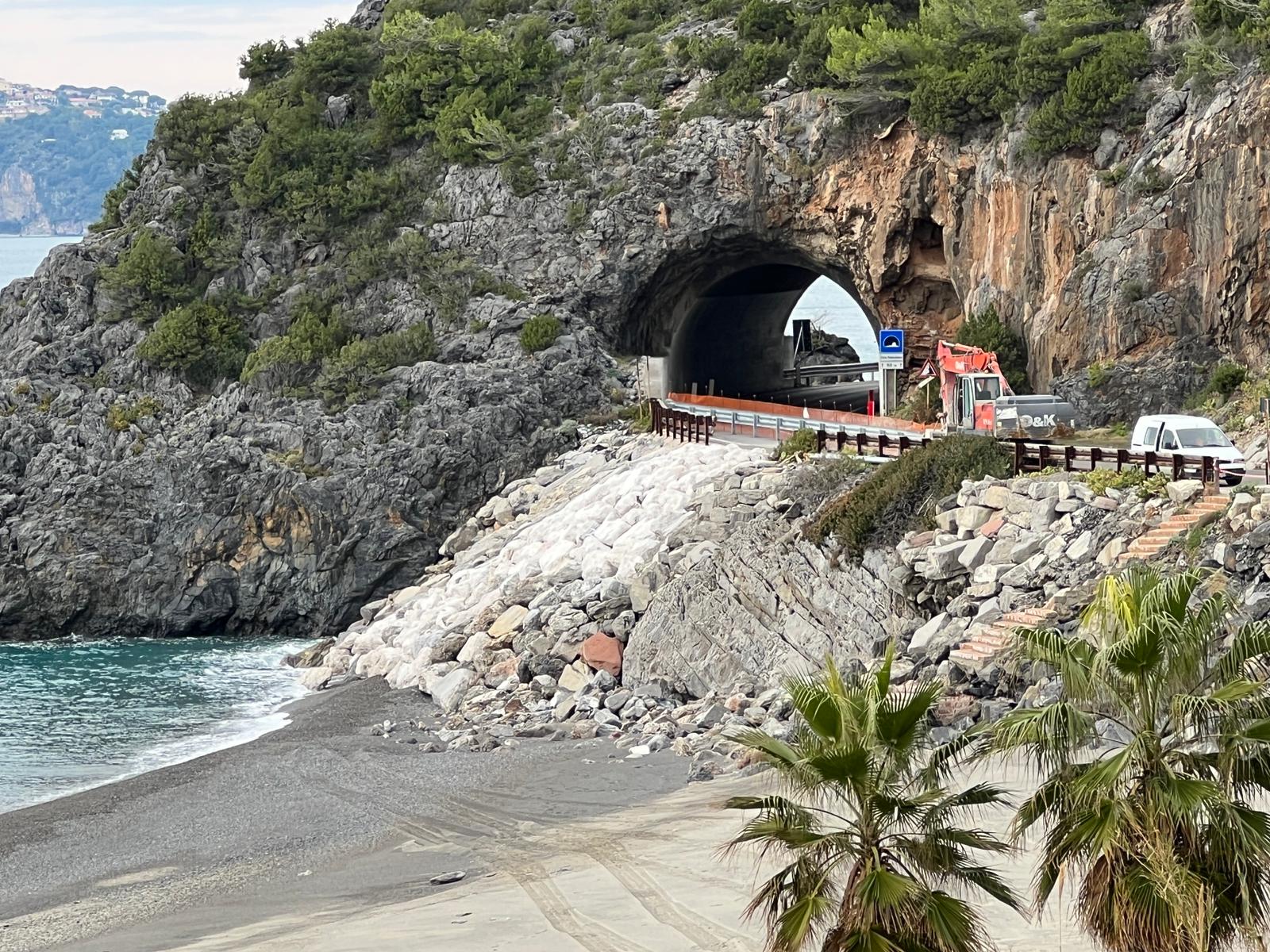 Camerota, conclusi i lavori della strada al Mingardo. Scarpitta: «Tempi record»