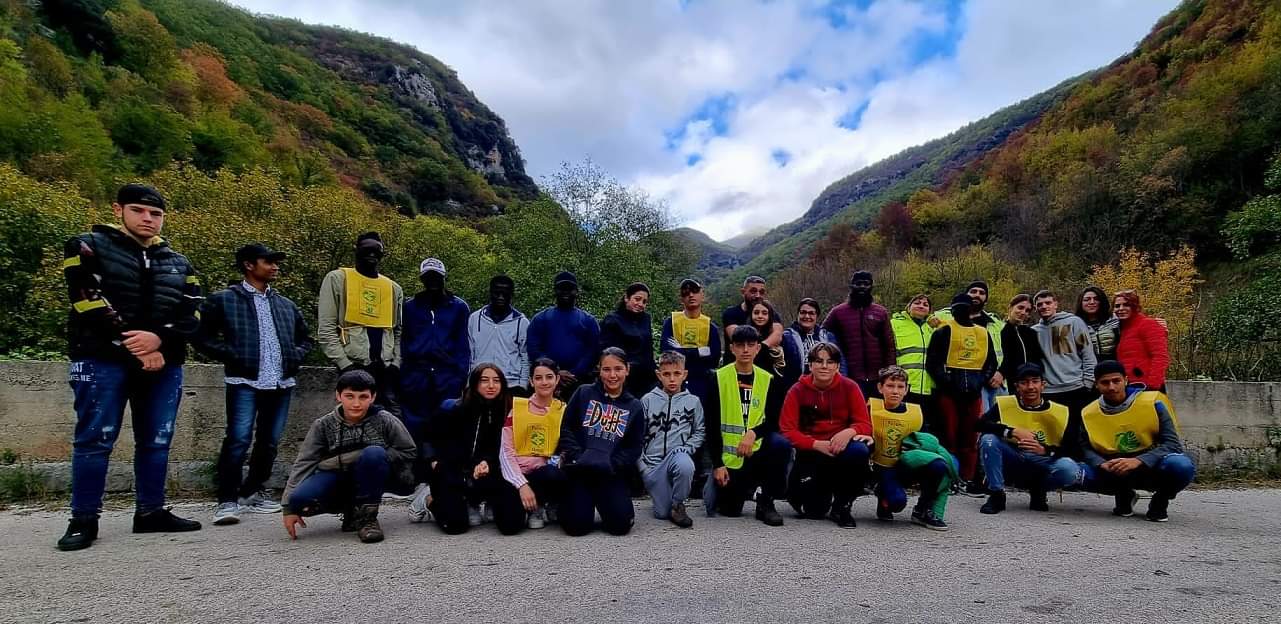 ‘Voler bene a Sanza’: giovani ripuliscono territorio