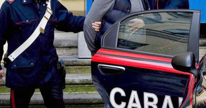 Furti nelle case a Vallo della Lucania, 3 arresti