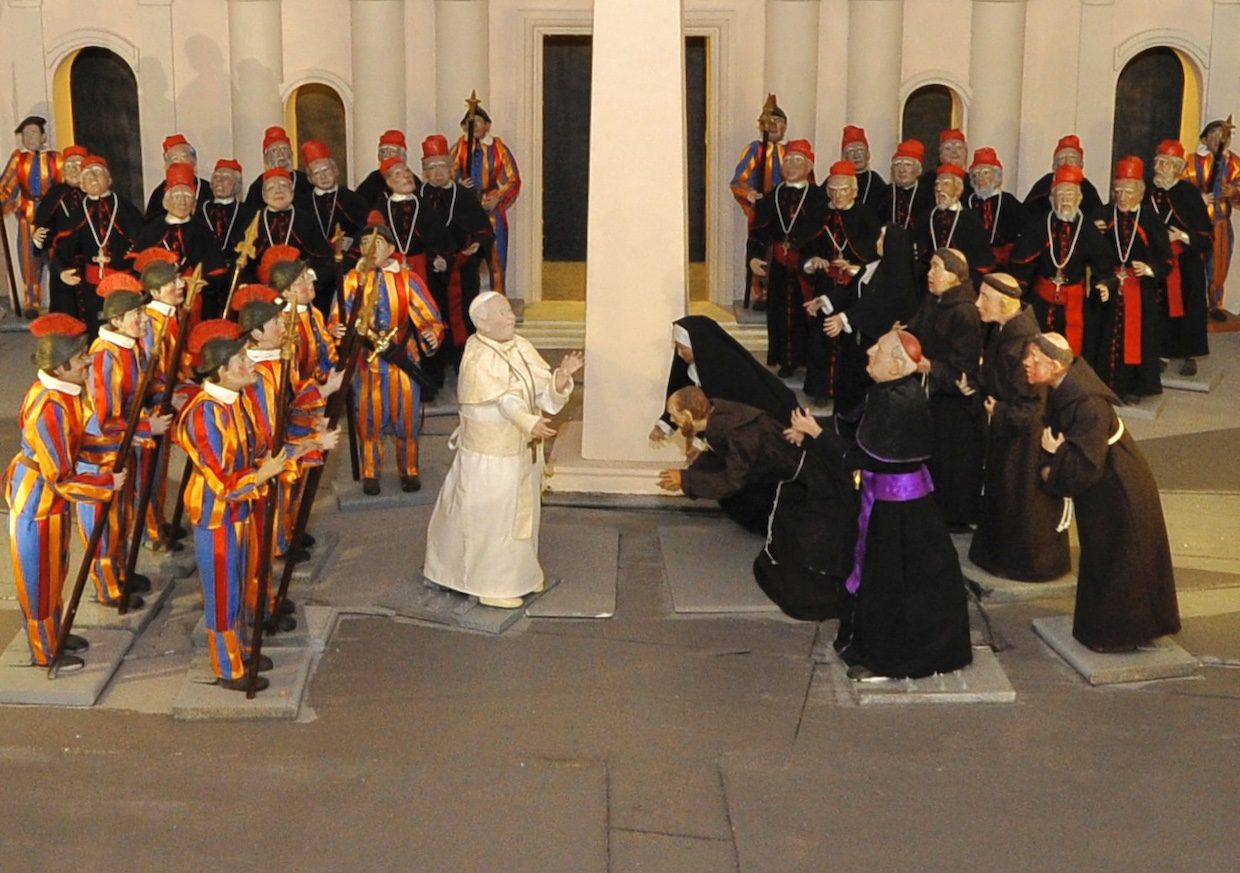 Vibonati, tutto pronto per la visita di De Luca al museo Logos nel convento delle polemiche