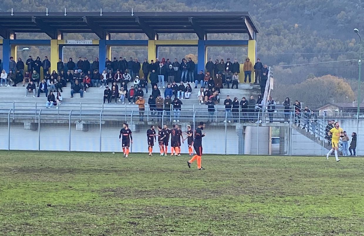 Calcio, seconda categoria: la Polisportiva Marina comanda da sola. Bene il Caggiano, poker del Cellarum