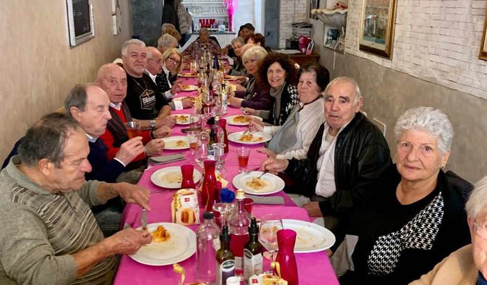 Santa Marina, ritorna il ‘pranzo con gli anziani’. Fortunato: «Lieti di riprendere questa bella consuetudine»