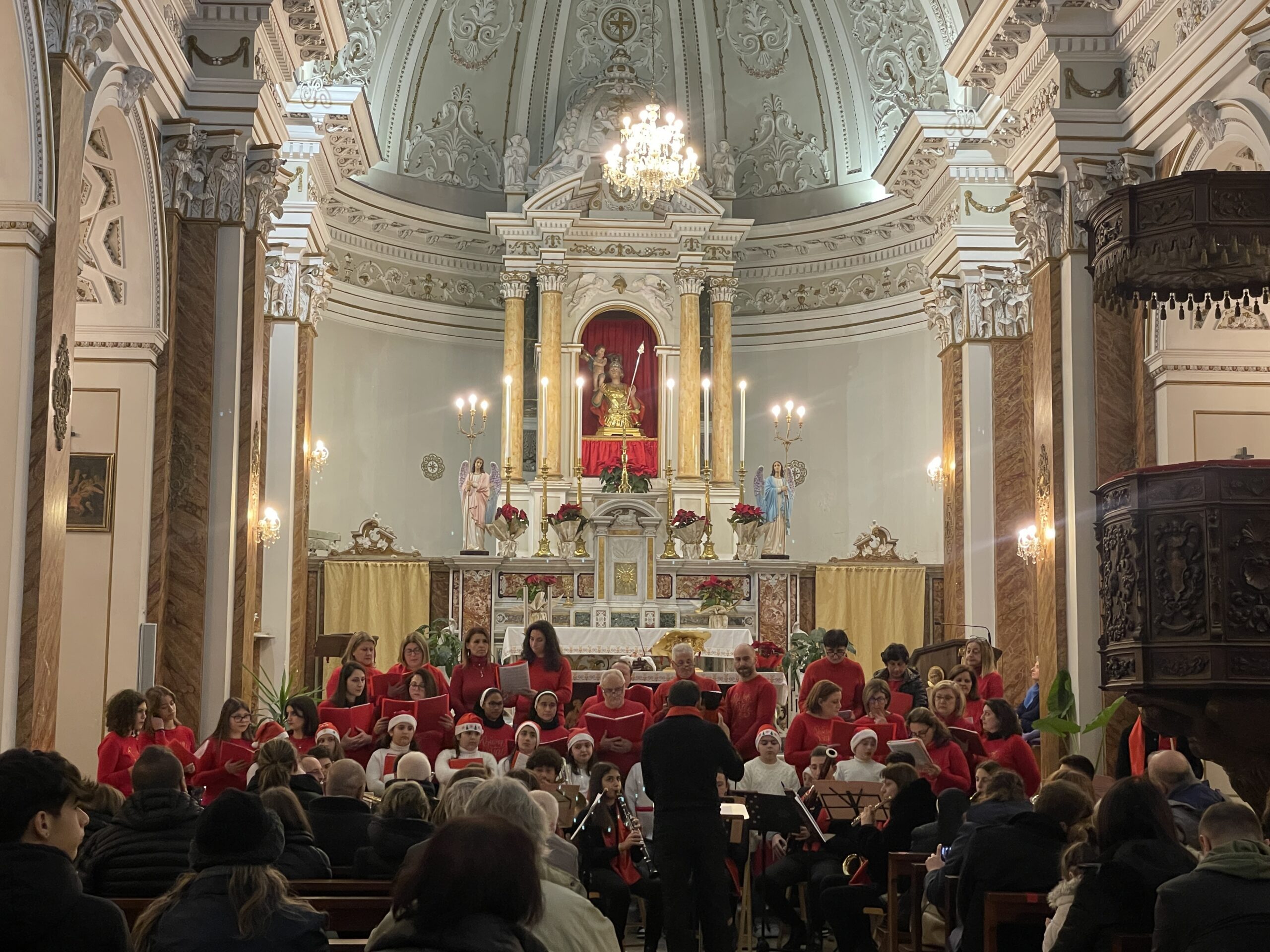 Il concerto del coro polifonico G. Verdi nel santuario di San Demetrio di Morigerati