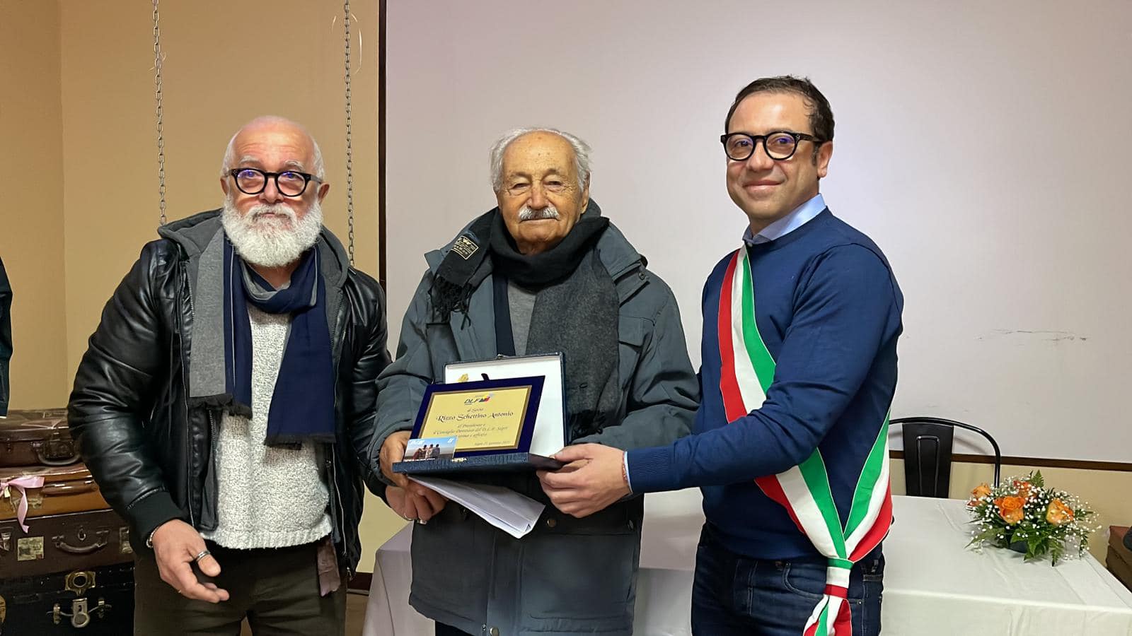 Sapri, nonno Antonio compie 101 anni. Congiusti: «Un patrimonio della nostra città»