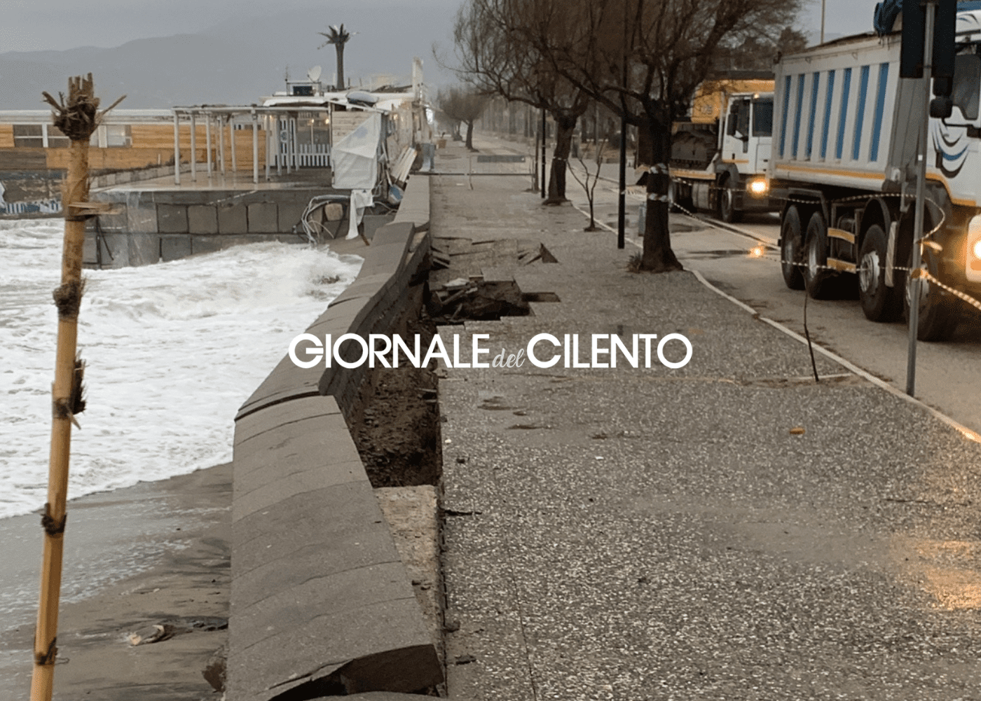 Lungomare Ascea Marina, il mare continua a fare danni