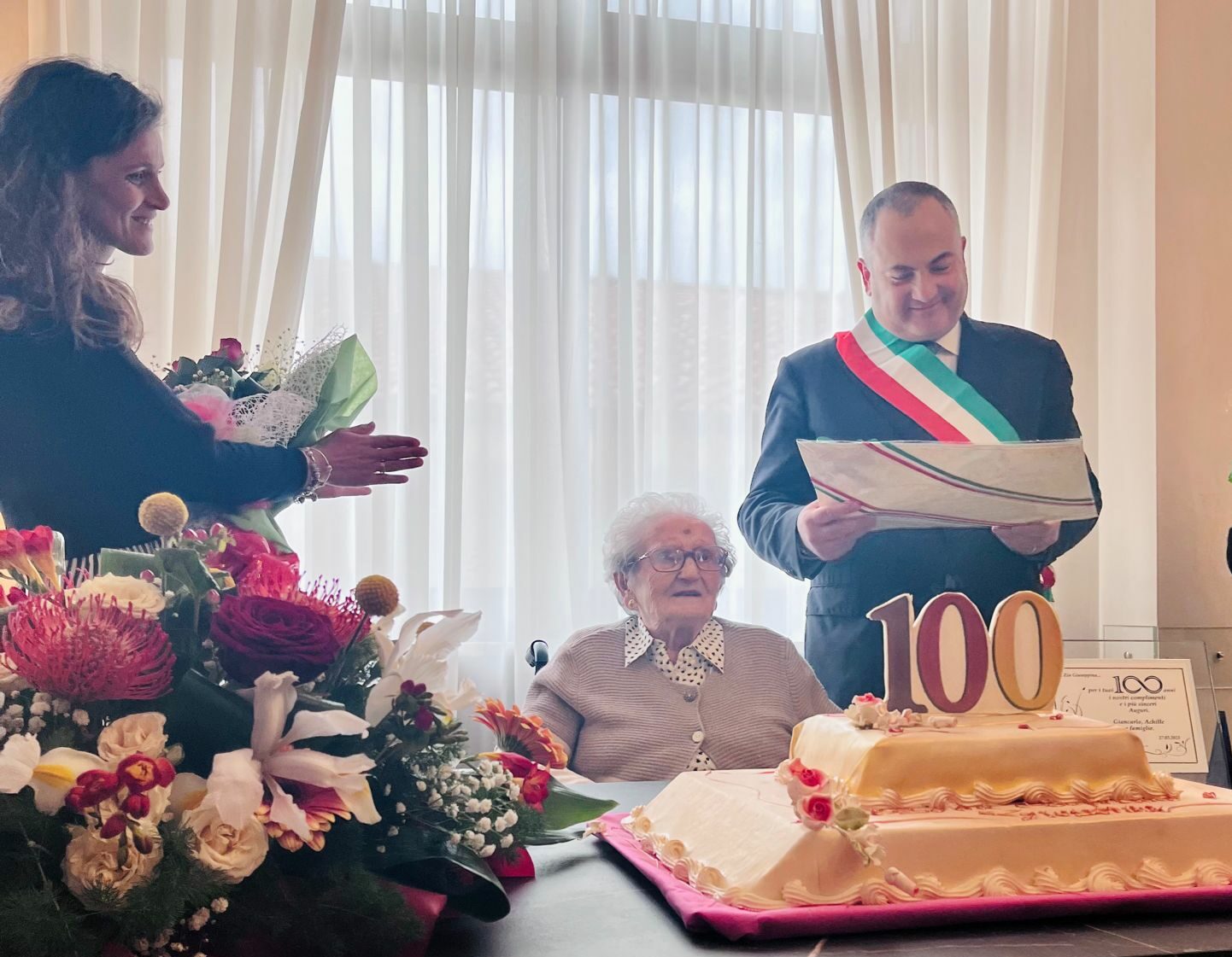 Festa a Polla per i 100 anni di Giuseppina Padovano