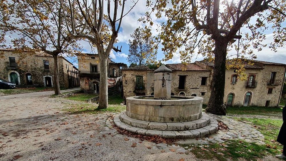 Roscigno vecchia, tutto pronto per la Festa dell’Asparago Selvatico