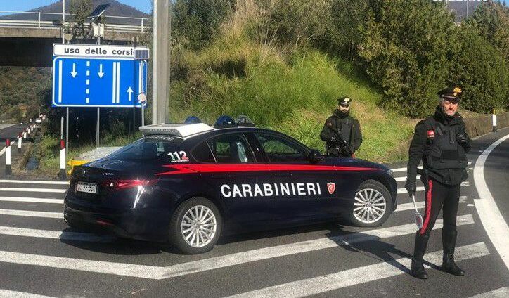 Castelnuovo Cilento, maltrattava ex convivente: divieto di avvicinamento per un 40enne