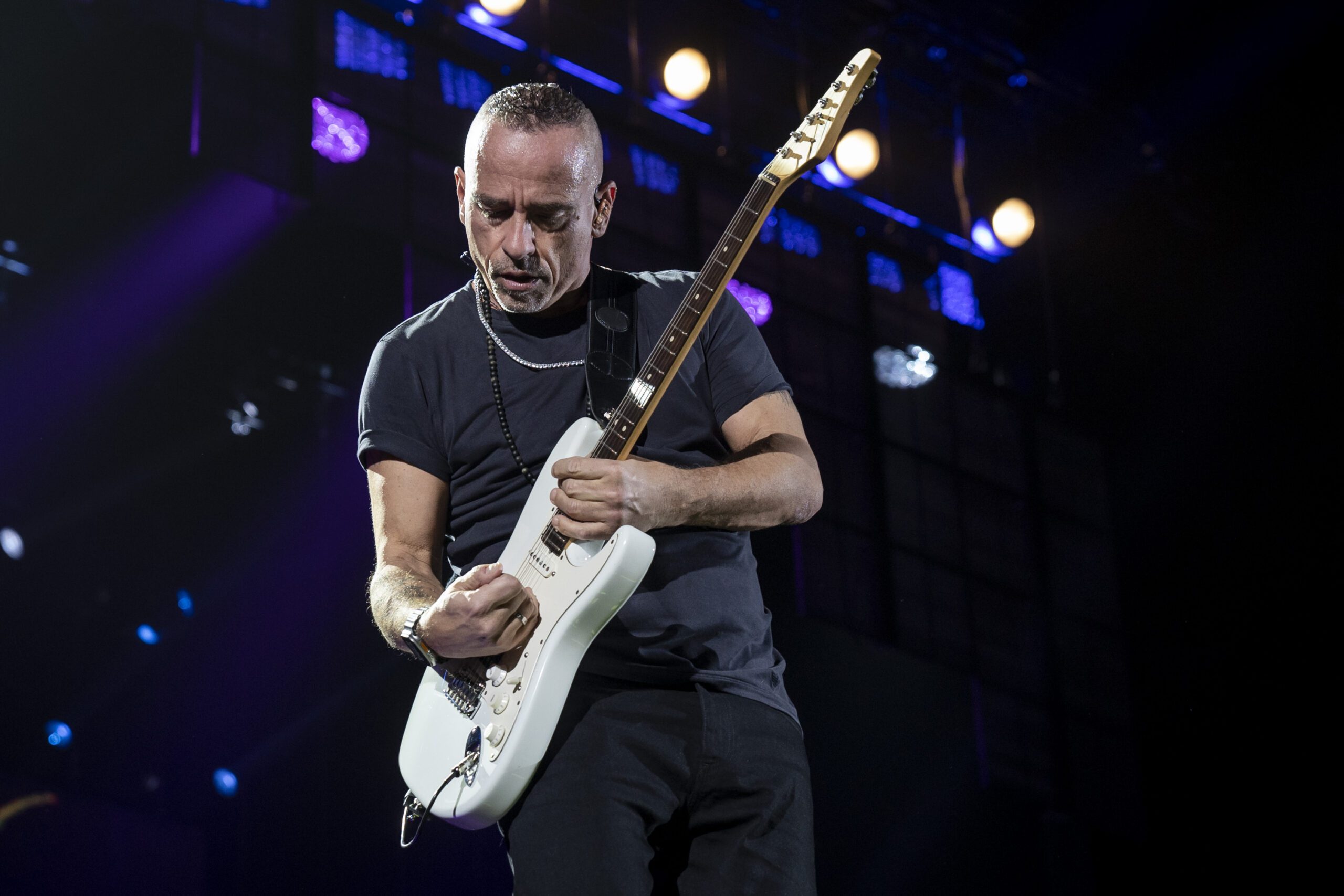 Eros Ramazzotti fa tappa al PalaSele, show già sold out