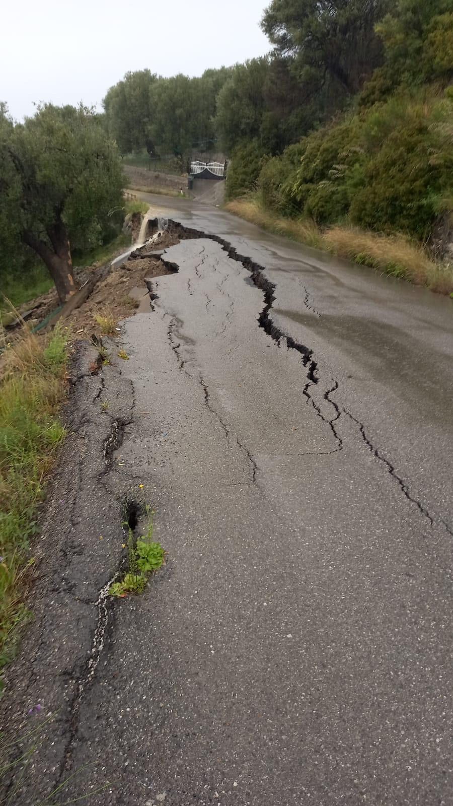 Codacons: «Subito interventi manutenzione strade Cilento, per evitare alluvioni e frane»