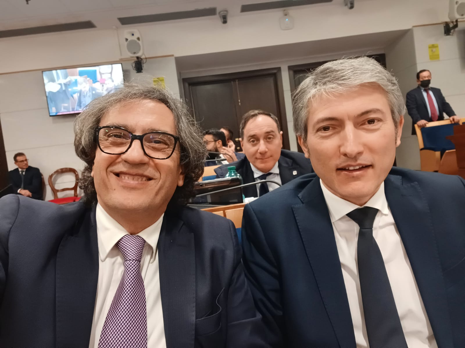 Tumori, mozione Pellegrino e Alaia: «No a disparità di trattamento per i guariti da patologie oncologiche»