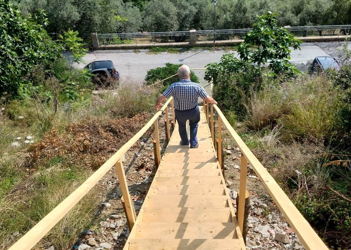 Così Domenico Funicello ha salvato la scalinata abbandonata ad Ortodonico