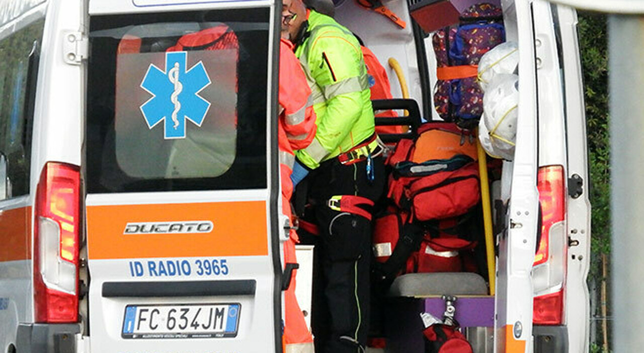 Cilento, malore durante festeggiamenti San Giovanni: 62enne ricoverato al San Luca