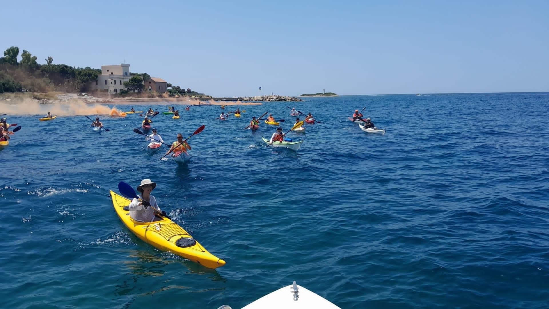 Pagaiando per il Cilento: raduno internazionale in canoa e kayak in memoria di Salvatore Gaudiano