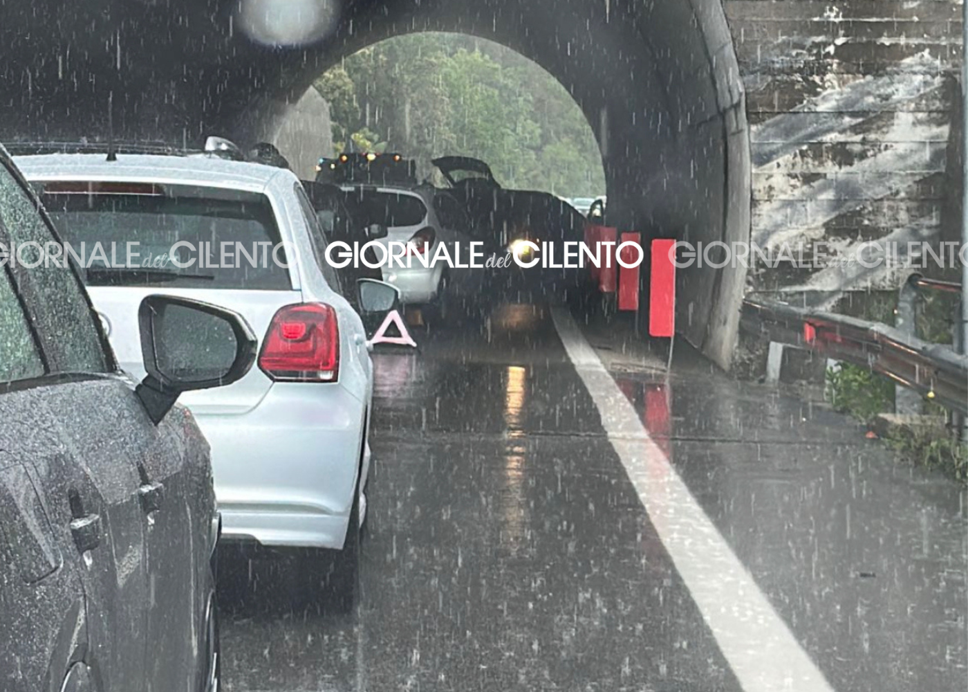 Schianto sulla Cilentana, traffico bloccato: ci sono feriti