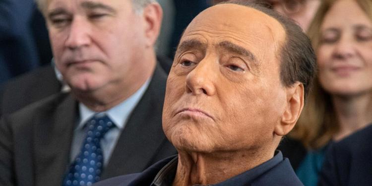 Morto Berlusconi, Forza Italia Salerno: «Ora più impegno nel suo ricordo»