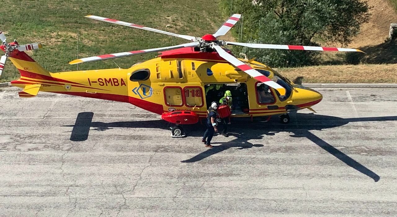 Bambino in vacanza nel Cilento trasferito d’urgenza al Santobono dopo diagnosi