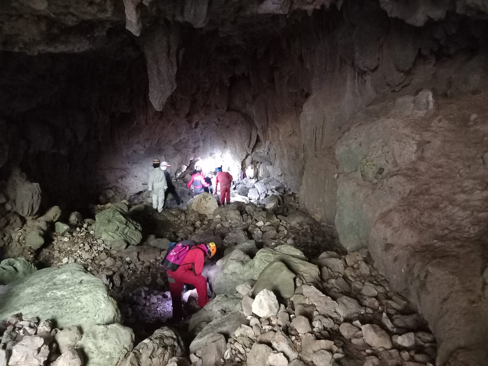 Caselle in Pittari, giovani esploratori alla scoperta delle meraviglie sotterranee con il Summer Camp Speleo Young