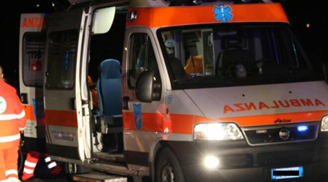 Sassano, muore nella notte 68enne investita da un’auto