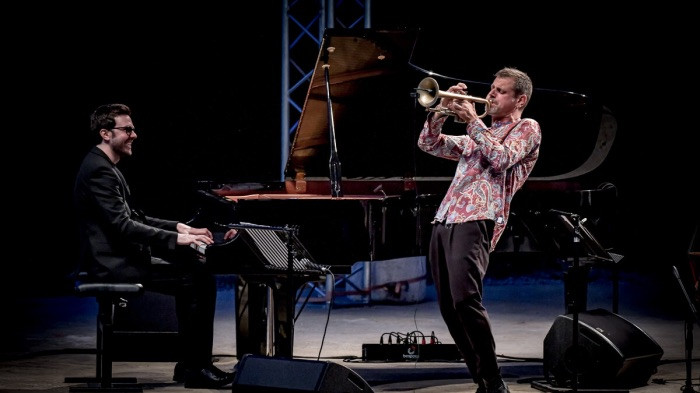 Fabrizio Bosso al Sapri Jazz Waves, con Julian Oliver Mazzariello l’omaggio a Pino Daniele