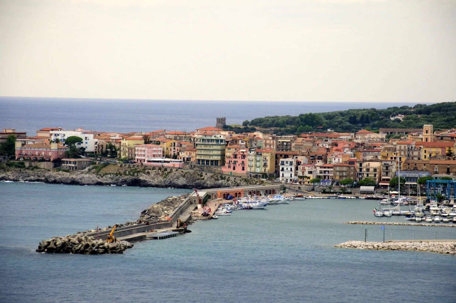 Camerota, ancora risse alla Calanca e in via Bolivar