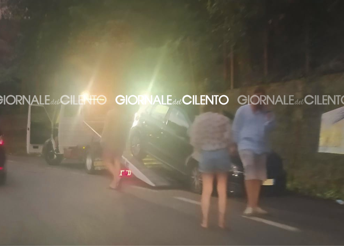 Mingardina, incidente frontale dopo la pioggia: lunghe code e feriti