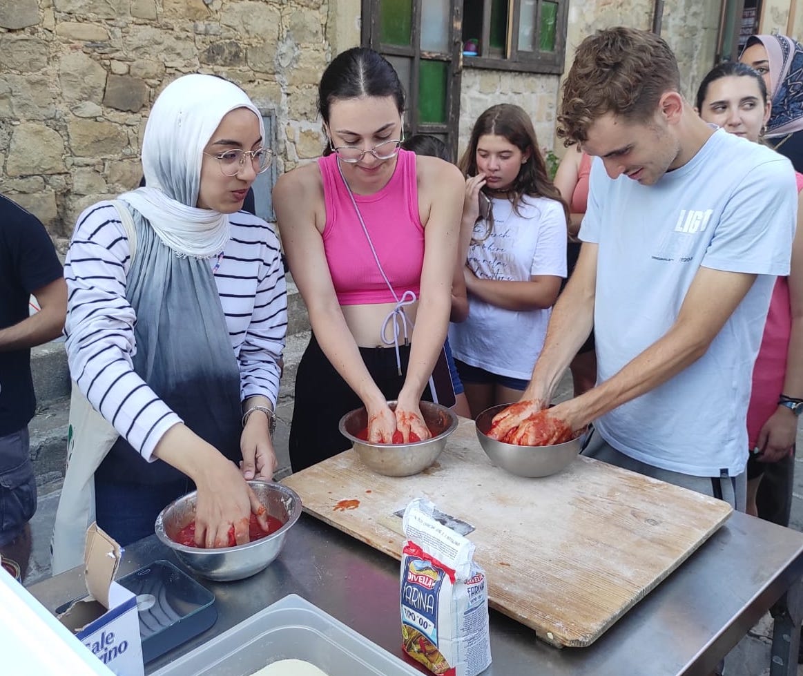 Earth Food, a Rofrano lo scambio culinario che ha unito giovani da 5 Paesi del Mediterraneo